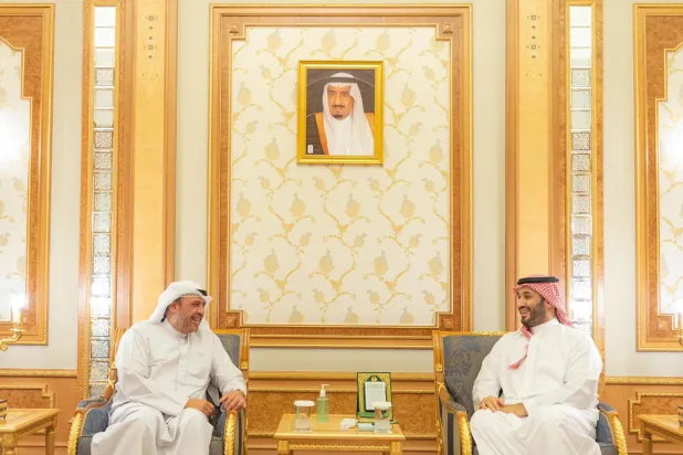 Suudi Arabistan Veliaht Prensi ile Kuveyt Savunma Bakanı iki ülke ilişkilerini gözden geçirdi