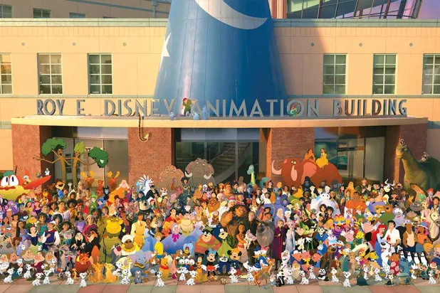 543 من شخصيات ديزني في صورة تذكاريّة بمناسبة المئويّة الأولى (ديزني)