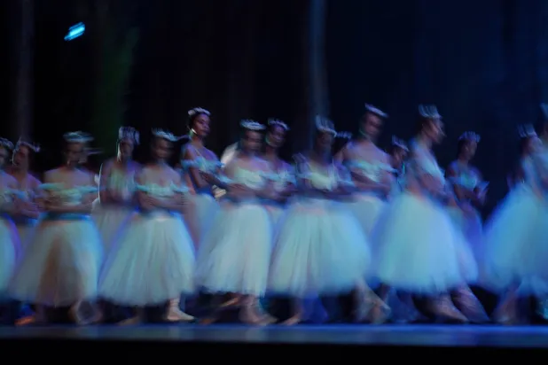  فرقة الباليه الوطنية في كوبا تبلغ عامها الـ75 (رويترز)