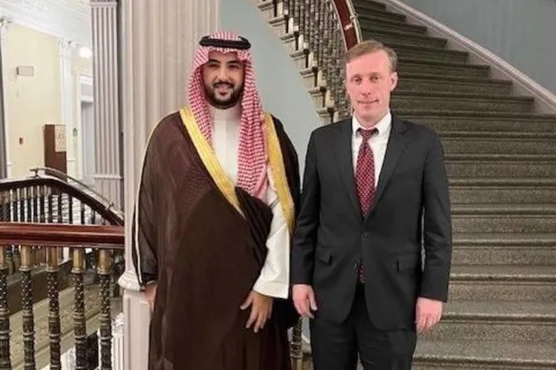 Suudi Arabistan Savunma Bakanı, ABD Ulusal Güvenlik Danışmanı ile görüşmesinde Gazze’de ateşkesin gerekli olduğunu vurguladı