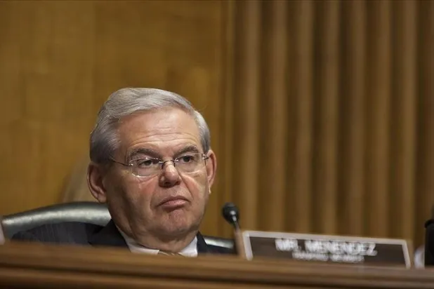 ABD'li Senatör Menendez, "yabancı devlet için ajanlık" suçlamasını reddetti