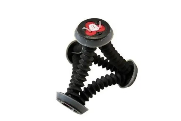 Tetraflex’i geliştiren ekip, robotun çeşitli ortamlarla hareket etme ve etkileşim kurma yeteneğini artırmak için yeni öğrenme algoritmalarını entegre etmeyi amaçlıyor. (Peter Wharton- Bristol Üniversitesi)