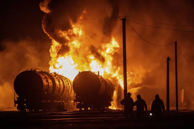 Ukrayna: Poltava’daki Kremençuk petrol rafinerisine bir SİHA isabet etti