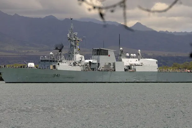 السفينة الكندية «HMCS Ottawa» (ويكيبيديا)