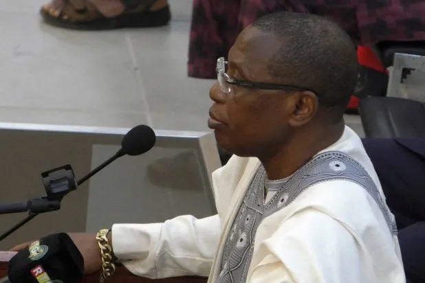 الرئيس الغيني السابق موسى داديس كمارا خلال جلسة محاكمة في 28 سبتمبر 2022 (أرشيفية - رويترز)