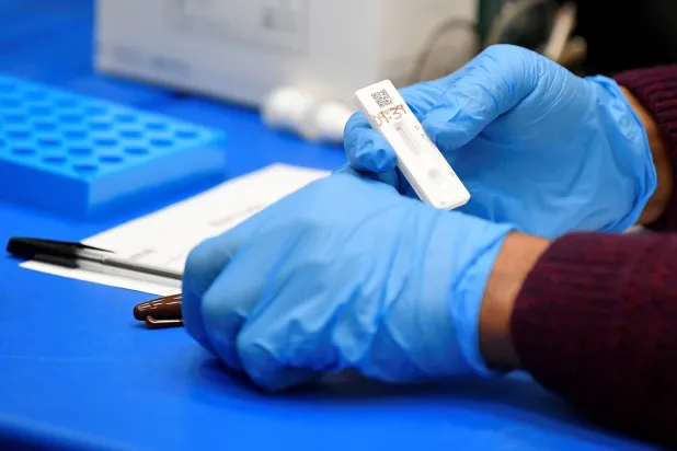 اختبار التدفق الجانبي (رويترز)