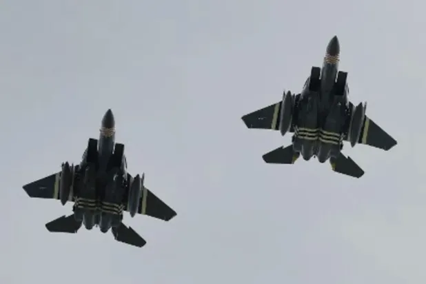 دو امریکی F-15 لڑاکا طیارے (آرکائیو)