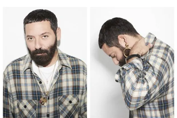 المصمم الراحل ديفيد رين (موسكينو)