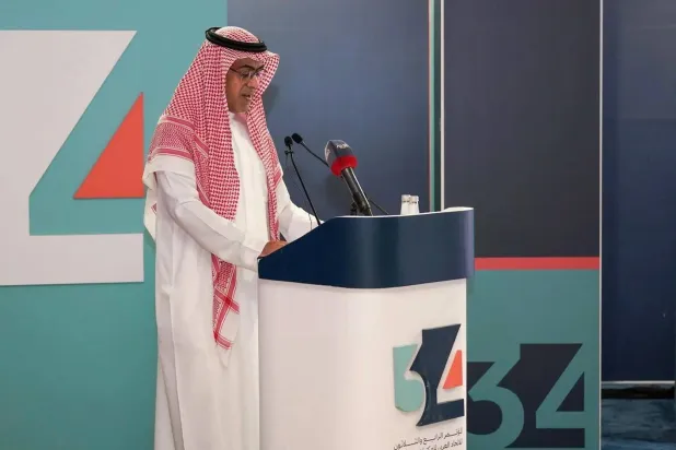 الدكتور عبد الرحمن العاصم خلال حفل افتتاح المؤتمر العربي للمكتبات والمعلومات بالرياض (واس)