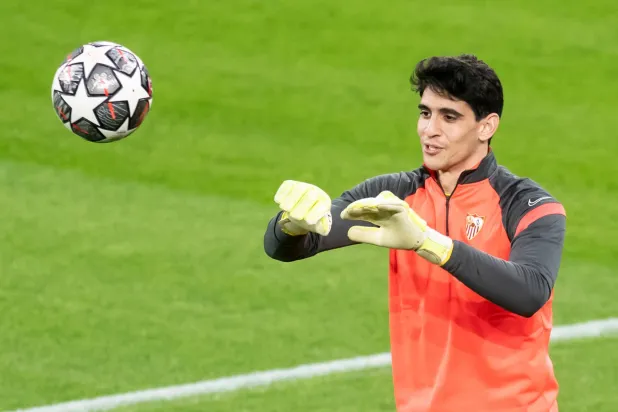 ياسين بونو حارس الهلال السعودي (د.ب.أ)