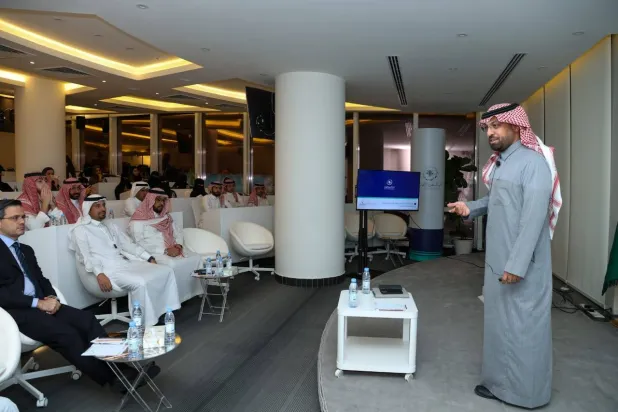 جانب من ورشة العمل التي عقدتها الهيئة السعودية للمحامين ولجنة المحامين بمنطقة الرياض مؤخراً (الشرق الأوسط)