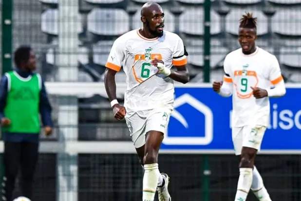 فوفانا محترف النصر السعودي عزز فوز منتخبه ساحل العاج بهدف ثانٍ من تسديدة صاروخية في مرمى غامبيا (الشرق الأوسط)