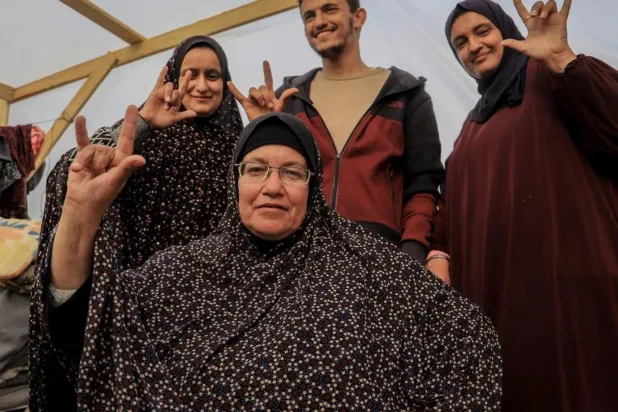 Gazze'ye yağan bombaların sesi, işitme engelliler için "psikolojik bir gürültü"