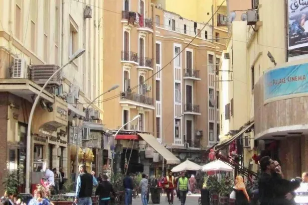 تضرر عدد كبير من المواطنين بانقطاع شبكة الإنترنت (تصوير: عبد الفتاح فرج) 