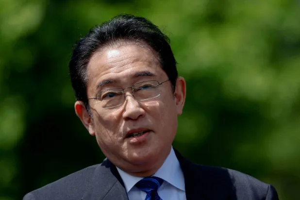 رئيس الوزراء الياباني فوميو كيشيدا في طوكيو (رويترز)