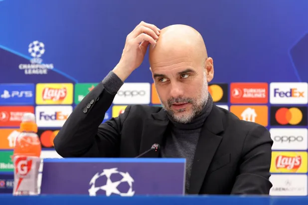 غوارديولا خلال المؤتمر الصحافي (أ.ف.ب)