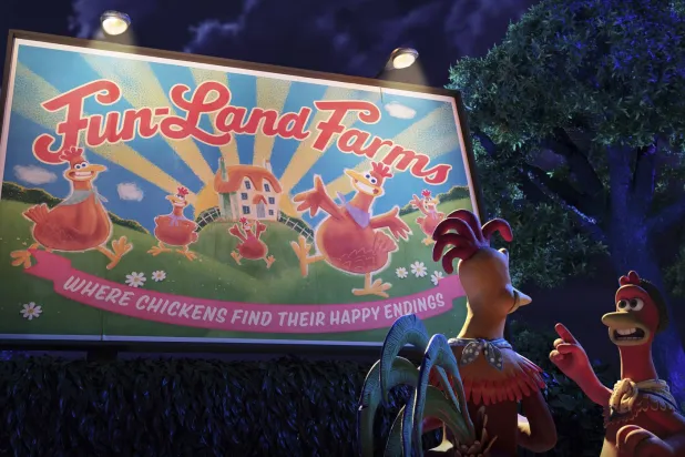 لقطة من فيلم «تشيكن رَن: دون أوف ذي ناغت» (نتفليكس - أ.ب)