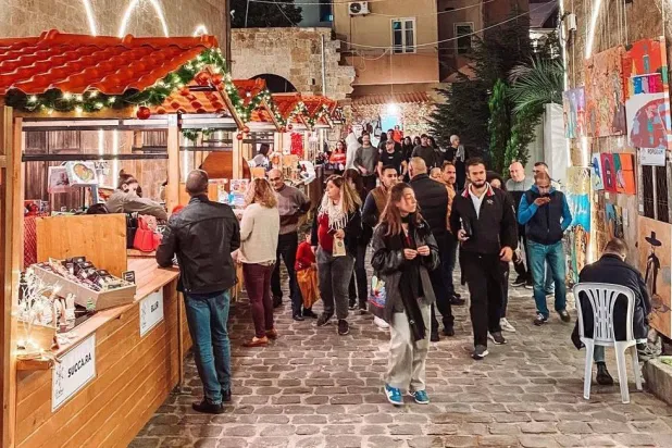 الزينة الميلادية تطال كل زاوية في البترون (الشرق الاوسط)