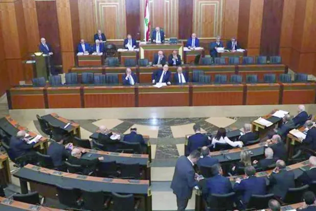 Lübnan Parlamentosu anlaşmazlığı çözdü ve Genelkurmay Başkanı’nın görev süresini uzattı