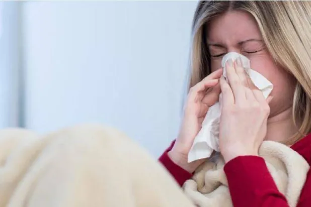 الأشخاص الذين أُدْخِلوا المستشفى بسبب الإنفلونزا معرَّضون بشكل كبير لخطر الإصابة بمشكلات صحية طويلة الأمد (د.ب.أ)