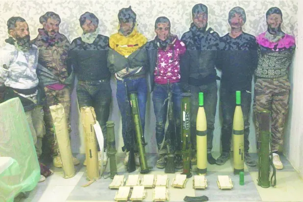 
ثمانية موقوفين من التسعة المتهمين بالتهريب  (القوات المسلحة الأردنية - الجيش العربي)