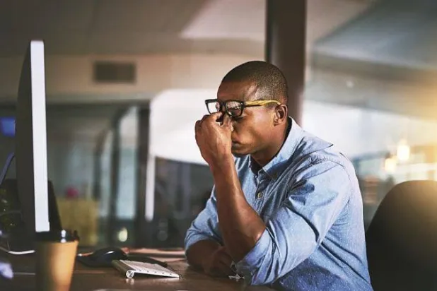 مرضى الاكتئاب الذين لديهم ميول انتحارية تتكون لديهم دلالات معينة في الدم تتيح إمكانية اكتشاف حالاتهم الصحية بشكل مبكر (رويترز)