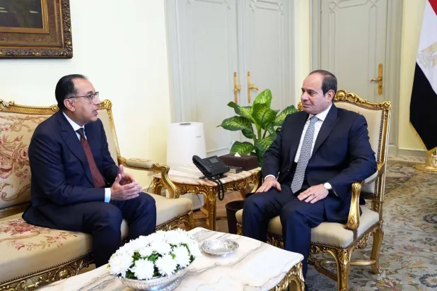 السيسي في اجتماع سابق مع مدبولي (الرئاسة المصرية)