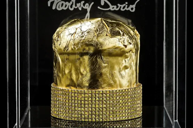 الكعكة الأغلى في العيد (حساب الخباز في «إكس»)