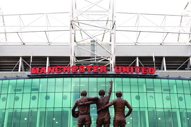 راتكليف تعهد بتحديث البنية الأساسية المتهالكة في أولد ترافورد (أ.ب)