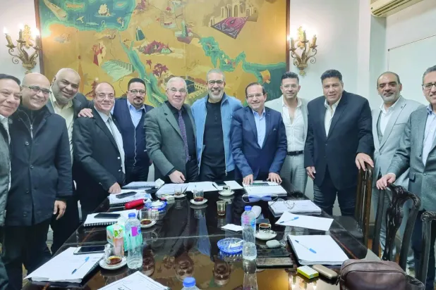  مدحت العدل مع مجلس إدارة «المؤلّفين والملحّنين» (صور الجمعية)