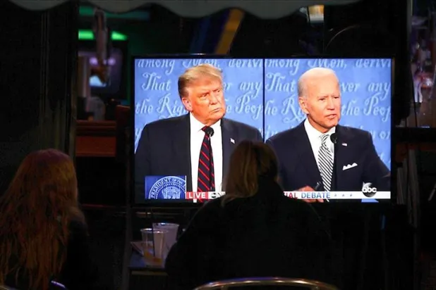 Anket: ABD'de çoğu seçmen Biden ve Trump'ın başkan adaylığından memnun değil