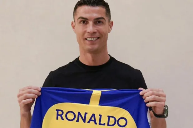 ترقب جماهيري سعودي لوصول رونالدو للعاصمة الرياض (موقع النصر الرسمي)