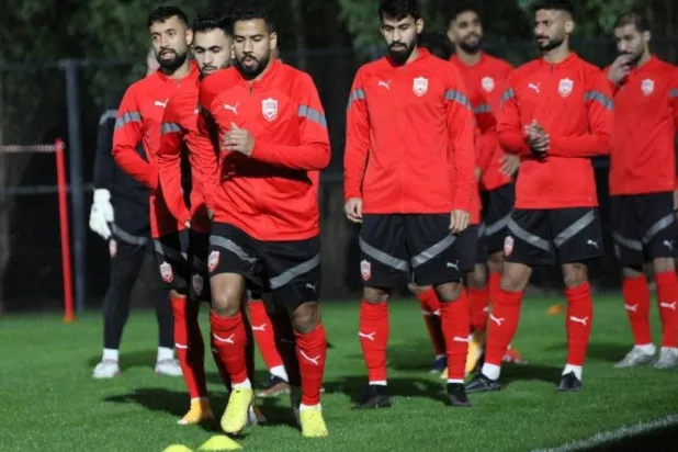منتخب البحرين خلال تحضيراته الأخيرة في البصرة (الموقع الرسمي لكأس الخليج)