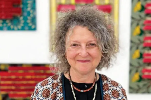 

ونته پورتر در نمایشگاهی در ظهران (الشرق الاوسط)
