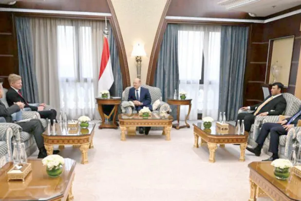 رئيس مجلس القيادة اليمني يلتقي في الرياض، الخميس، المبعوث الأممي هانس غروندبرغ (سبأ)