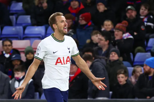 لاعب كرة القدم الإنجليزي هاري كين (رويترز)