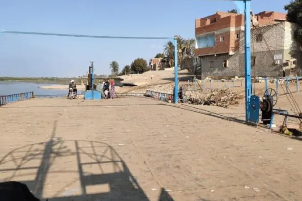 Feribot iskelesi onarılmasının ardından tekrar faaliyete geçti. (Beni Suef Valiliği'nin resmi Facebook sayfası)