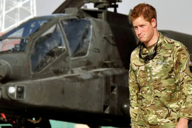 الأمير هاري يتحدث في مذكراته عن الوقت الذي قضاه في أثناء جولته الثانية في أفغانستان عام 2012 (رويترز)