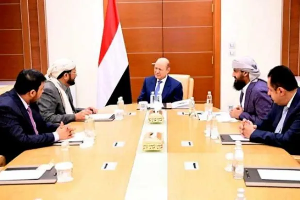 مجلس القيادة الرئاسي اليمني يجتمع في الرياض مع رئيس الحكومة معين عبد الملك (سبأ)