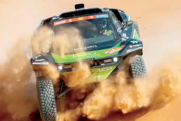 من منافسات رالي داكار أمس (إ.ب.أ)