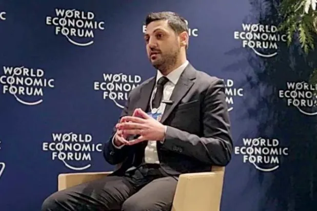 كيروز خلال حديثه إلى «الشرق الأوسط»