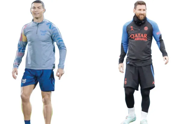 ميسي في آخر استعدادات سان جيرمان للمباراة (رويترز) - رونالدو خلال تدريباته استعداداً لكأس «موسم الرياض» (الشرق الأوسط)