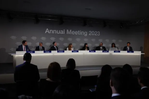 جانب من مشاركة السعودية في منتدى دافوس حيث تؤكد تعزيزها لدعم الأمن الغذائي العالمي (الشرق الأوسط)