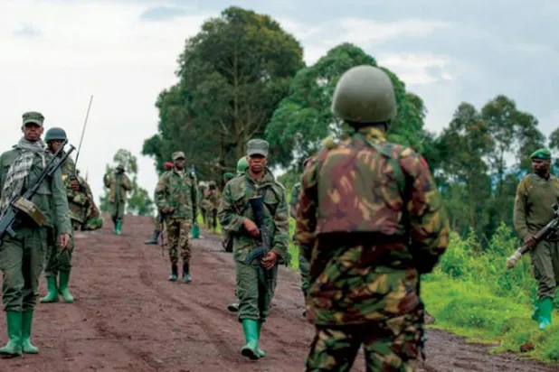 متمردو «حركة 23 مارس» ينسحبون من منطقة في كيبومبا بالكونغو في ديسمبر الماضي (رويترز)