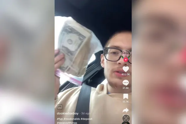 17 Ocak'ta paylaşılan video 2 milyondan fazla kez görüntülendi (TikTok/dookiedoeboy)
