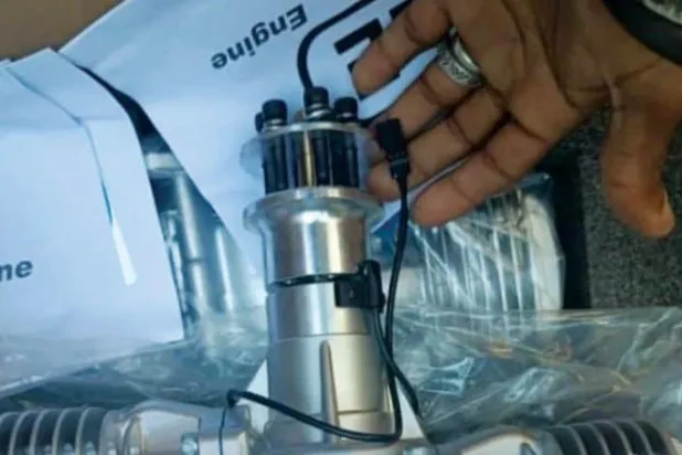 محركات الطائرات المسيّرة التي تم إحباط تهريبها (تويتر)