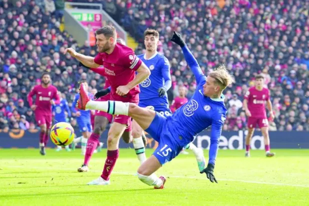 قدّم مودريك أداء رفيعاً في أول ظهور له مع تشيلسي (د.ب.أ)