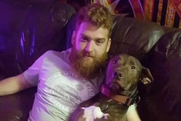 الضحية كان جالساً بجانب مقعد السائق عندما أصيب بالرصاص (نيويورك بوست)