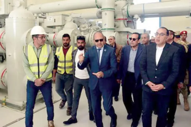 Başbakan Medbuli, el-Ariş ve Şeyh Zuweid’deki projeleri inceliyor (Mısır Hükümeti)