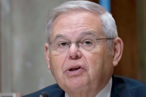 ABD Senatosu Dış İlişkiler Komitesi Başkanı Demokrat Senatör Bob Menendez (AP)
